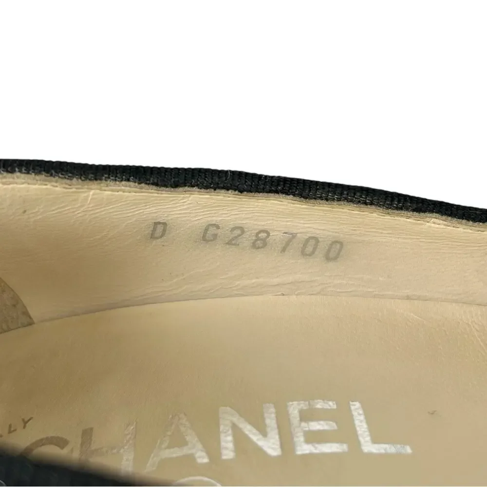CHANEL Beaded Cap Toe Interlocking CC Black Pumps